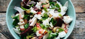 Salade met bieten, venkel en rabarber
