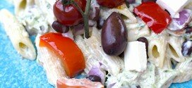 Griekse pastasalade met tzatziki